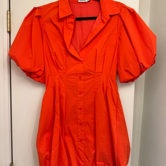 SimKhai Bubble Mini Dress - Picture 1 of 2